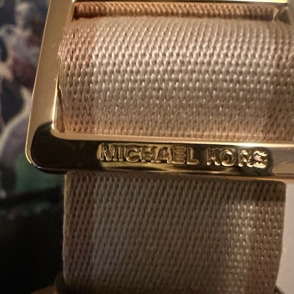 Michael Kors Jet Set Large Leather Crossbody
Bag Jasmine yellow - Picture 6 of 12